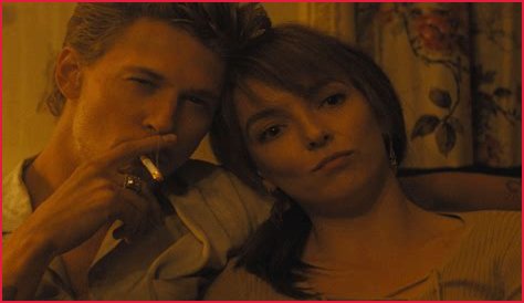 Exploring Jodie Comer's Relationship Status: A Deep Dive Into Her Love Life